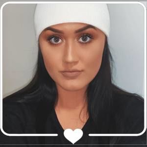 Meet your Posher, Alexia